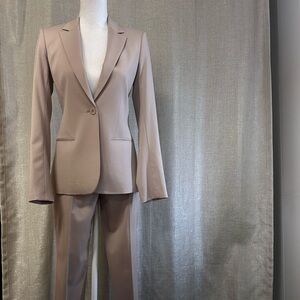 Theory Elegant Tan Blazer and Pant Set, womens suit never worn
